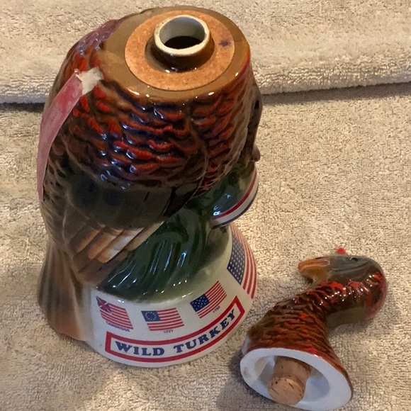 Vintage Austin Nichols wild turkey whiskey ceramic decanter limited edition #5 - Picture 5 of 13